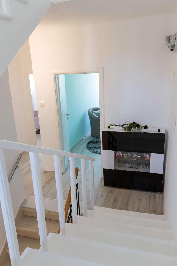 Anvedor Apartment Crikvenica Ngoại thất bức ảnh